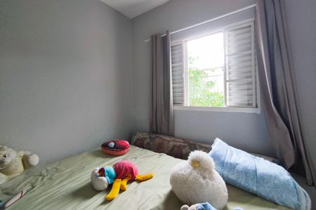 Casa à venda com 236m², 5 quartos e 3 vagasCasa 2 - Quarto 2