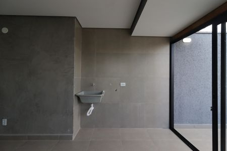 Apartamento à venda com 93m², 2 quartos e 1 vagaÁrea de Serviço