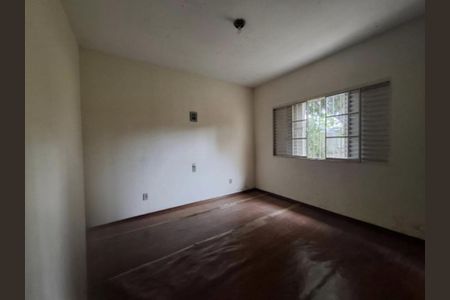 Casa à venda com 232m², 3 quartos e 2 vagasFoto 19