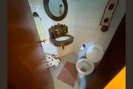 Apartamento à venda com 250m², 4 quartos e 2 vagasBanheiro