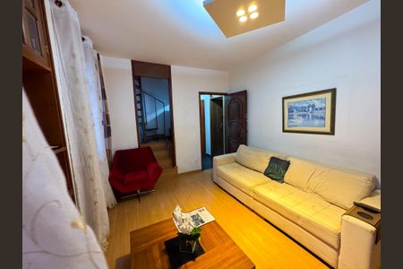 Apartamento à venda com 250m², 4 quartos e 2 vagasSala