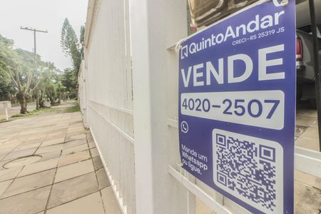 Casa à venda com 180m², 3 quartos e 2 vagasPlaquinha