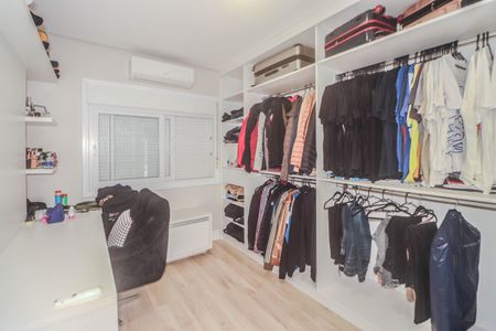 Casa à venda com 180m², 3 quartos e 2 vagasQuarto