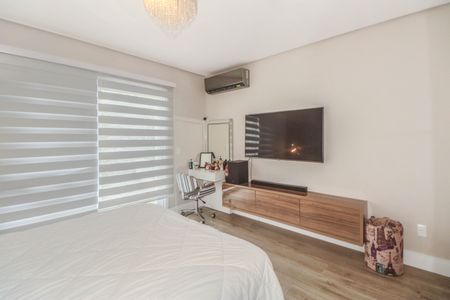 Casa à venda com 180m², 3 quartos e 2 vagasSuíte