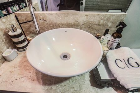 Casa à venda com 180m², 3 quartos e 2 vagasLavabo