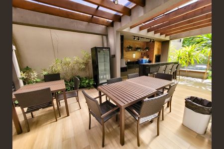 Apartamento à venda com 68m², 3 quartos e 1 vaga Apartamento à venda com 68m², 3 quartos e 1 vagaÁrea comum - Churrasqueira