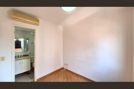 Apartamento à venda com 75m², 3 quartos e 1 vagaSuíte