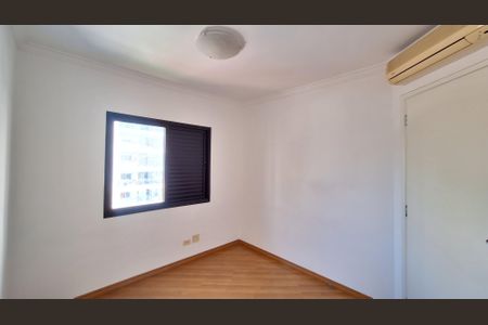 Apartamento à venda com 75m², 3 quartos e 1 vagaQuarto 2