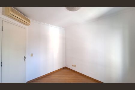 Apartamento à venda com 75m², 3 quartos e 1 vagaQuarto 2