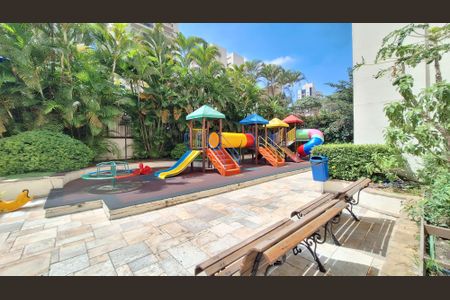 Apartamento à venda com 75m², 3 quartos e 1 vagaÁrea comum - Playground