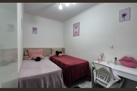 Casa à venda com 153m², 3 quartos e 2 vagasQuarto 1