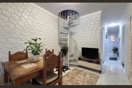 Casa à venda com 153m², 3 quartos e 2 vagasSala 2