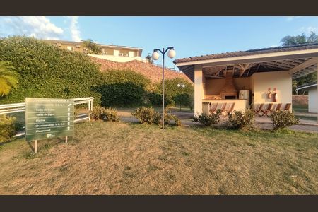 Casa de condomínio à venda com 220m², 3 quartos e 4 vagasÁrea comum