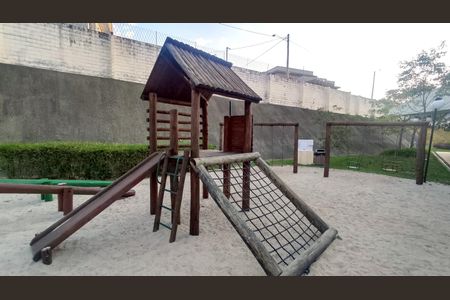 Casa de condomínio à venda com 220m², 3 quartos e 4 vagasÁrea comum