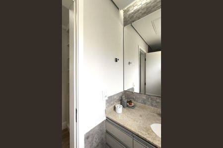 Casa de condomínio à venda com 220m², 3 quartos e 4 vagasBanheiro da Suíte 3