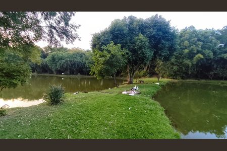 Casa de condomínio à venda com 220m², 3 quartos e 4 vagasÁrea comum