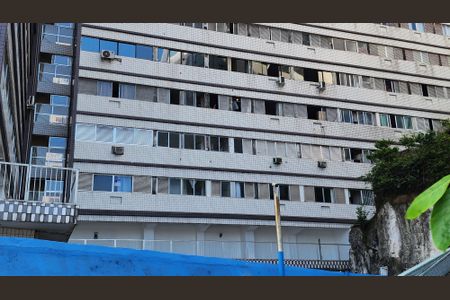 Apartamento para alugar com 90m², 2 quartos e sem vagaFachada