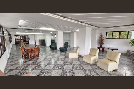 Apartamento para alugar com 90m², 2 quartos e sem vagaÁrea comum - Salão de festas