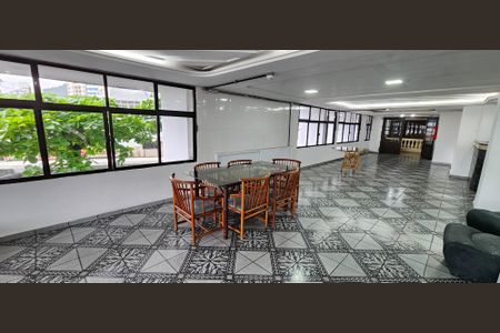 Apartamento para alugar com 90m², 2 quartos e sem vagaÁrea comum - Salão de festas