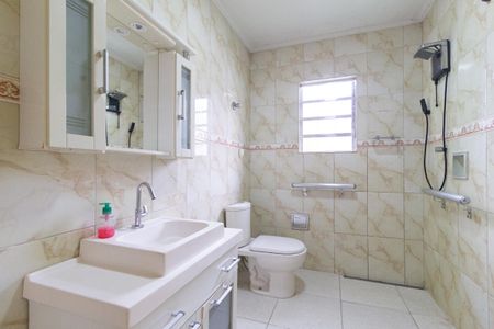 Casa à venda com 100m², 3 quartos e 4 vagasBanheiro