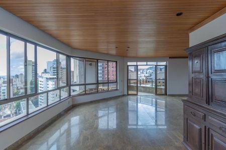 Apartamento à venda com 400m², 4 quartos e 3 vagasFoto 01