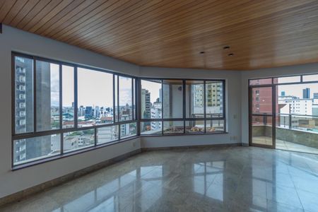 Apartamento à venda com 400m², 4 quartos e 3 vagasFoto 02
