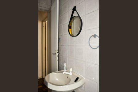 Apartamento à venda com 42m², 1 quarto e sem vagaBanheiro