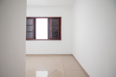Casa para alugar com 126m², 3 quartos e 2 vagasQuarto 