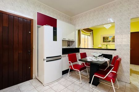 Casa à venda com 186m², 3 quartos e 2 vagasCozinha