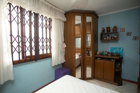 Casa à venda com 130m², 3 quartos e 4 vagasQuarto 2