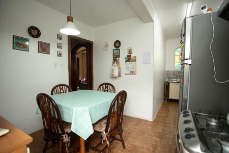 Casa à venda com 130m², 3 quartos e 4 vagasCozinha