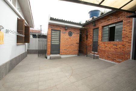 Casa à venda com 130m², 3 quartos e 4 vagasÁrea externa