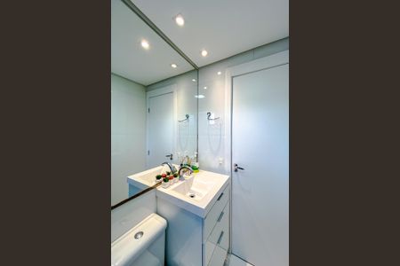 Apartamento para alugar com 43m², 2 quartos e sem vagaBanheiro