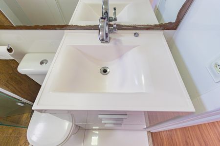 Apartamento para alugar com 43m², 2 quartos e sem vaga Apartamento para alugar com 43m², 2 quartos e sem vagaDetalhe - Banheiro