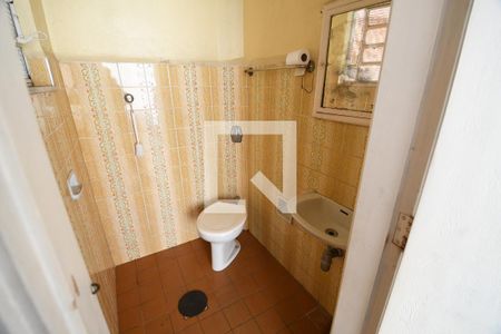 Casa à venda com 180m², 3 quartos e 2 vagasBanheiro de serviço