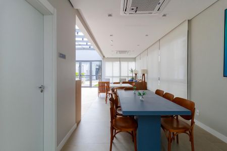 Apartamento à venda com 71m², 2 quartos e 1 vagaÁrea comum