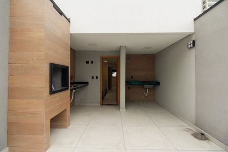 Casa à venda com 90m², 3 quartos e 1 vagaChurrasqueira e Área de Serviço 