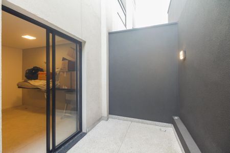 Casa à venda com 135m², 3 quartos e 2 vagas Casa à venda com 135m², 3 quartos e 2 vagasCozinha - Quintal