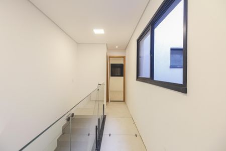 Casa à venda com 135m², 3 quartos e 2 vagas Casa à venda com 135m², 3 quartos e 2 vagasCorredor de Acesso
