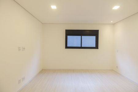 Casa à venda com 135m², 3 quartos e 2 vagas Casa à venda com 135m², 3 quartos e 2 vagasSuíte 1
