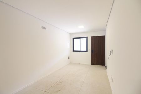 Casa à venda com 135m², 3 quartos e 2 vagas Casa à venda com 135m², 3 quartos e 2 vagasSala