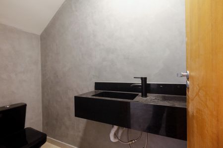 Casa à venda com 135m², 3 quartos e 2 vagas Casa à venda com 135m², 3 quartos e 2 vagasLavabo