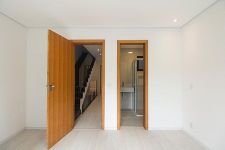 Casa à venda com 135m², 3 quartos e 2 vagas Casa à venda com 135m², 3 quartos e 2 vagasSuíte 2