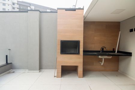 Casa à venda com 135m², 3 quartos e 2 vagas Casa à venda com 135m², 3 quartos e 2 vagasChurrasqueira e Área de Serviço