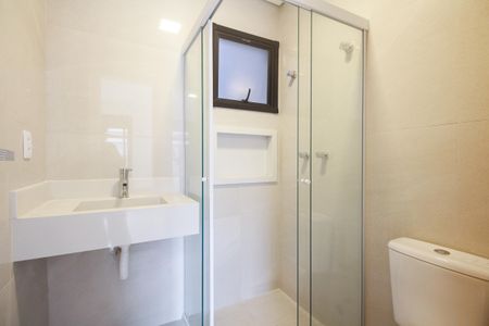 Casa à venda com 135m², 3 quartos e 2 vagas Casa à venda com 135m², 3 quartos e 2 vagasBanheiro Suíte 2