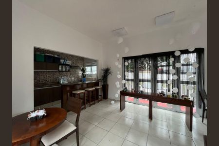 Apartamento para alugar com 48m², 2 quartos e 1 vagaÁrea comum - Salão de festas