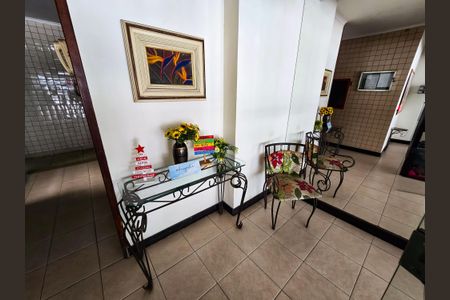 Apartamento à venda com 100m², 2 quartos e 1 vagaHall de entrada