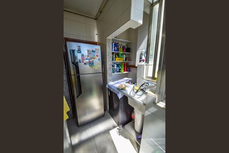 Apartamento à venda com 100m², 2 quartos e 1 vagaÁrea de Serviço