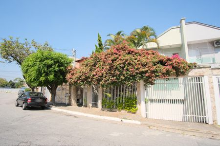 Casa à venda com 330m², 3 quartos e 4 vagasFachada