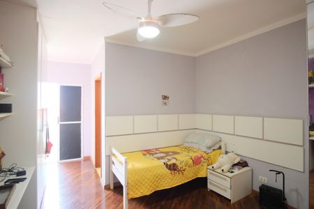 Casa à venda com 330m², 3 quartos e 4 vagasSuíte 1